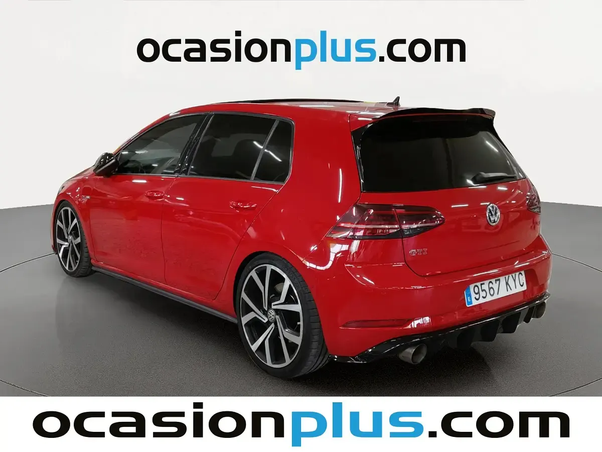 Usado VW Golf VII GTI 245 CV (180 kW) 2019 Rojo Utilitario