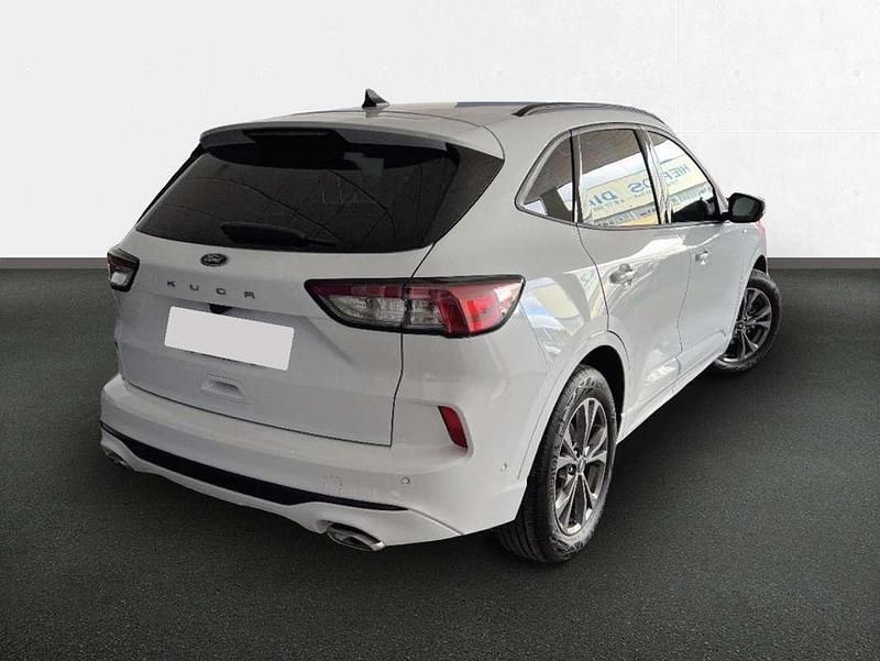 Usado Ford Kuga ST-Line X 150 CV (110 kW) 2022 Blanco SUV