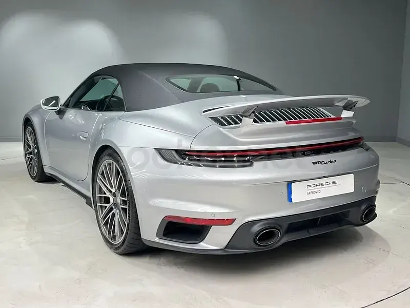 Usado Porsche 911 Turbo Cabriolet 580 CV (426 kW) 2022 Gris / plata Descapotable