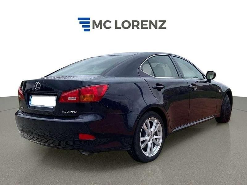 Usado Lexus IS220d Sport Line 177 CV (130 kW) 2008 Azul Berlina
