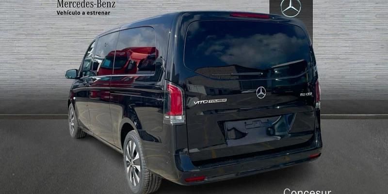 Nuevo Mercedes Vito 136 CV (100 kW) 2025 Negro Van