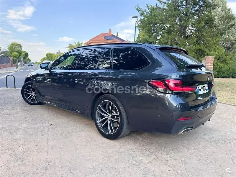 Usado BMW 530 286 CV (210 kW) 2021 Negro Familiar