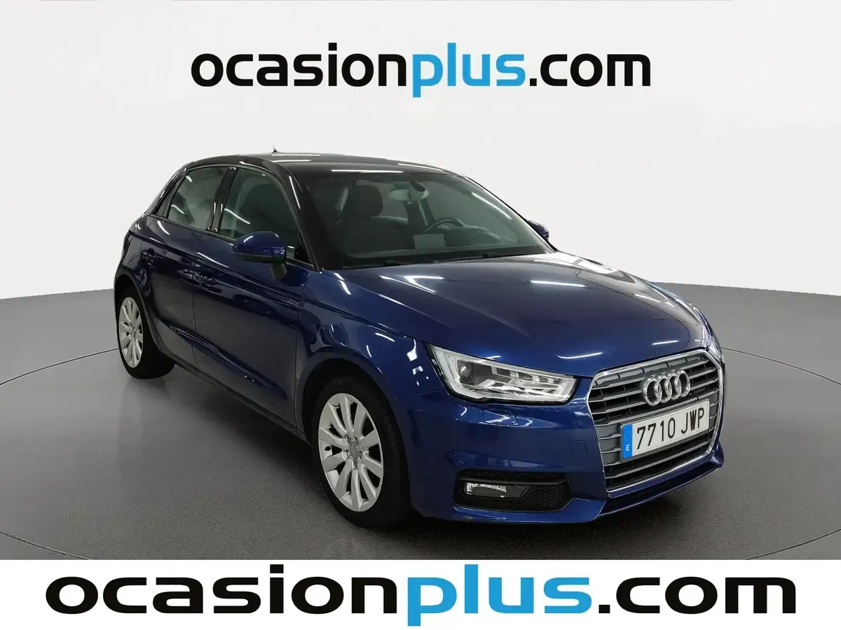 Usado Audi A1 Sportback Attraction 116 CV (85 kW) 2017 Azul Utilitario