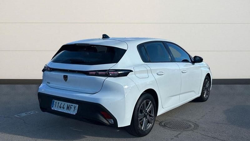 Usado Peugeot 308 Active 130 CV (95 kW) 2023 Blanco Berlina