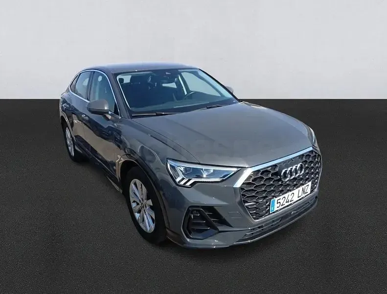Usado Audi Q3 Sportback 150 CV (110 kW) 2021 Gris / plata SUV