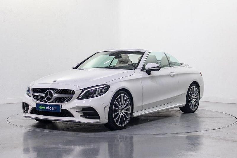 Usado Mercedes C220 194 CV (142 kW) 2019 Blanco Descapotable