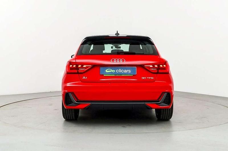 Usado Audi A1 Sportback Premium 110 CV (80 kW) 2021 Rojo Utilitario