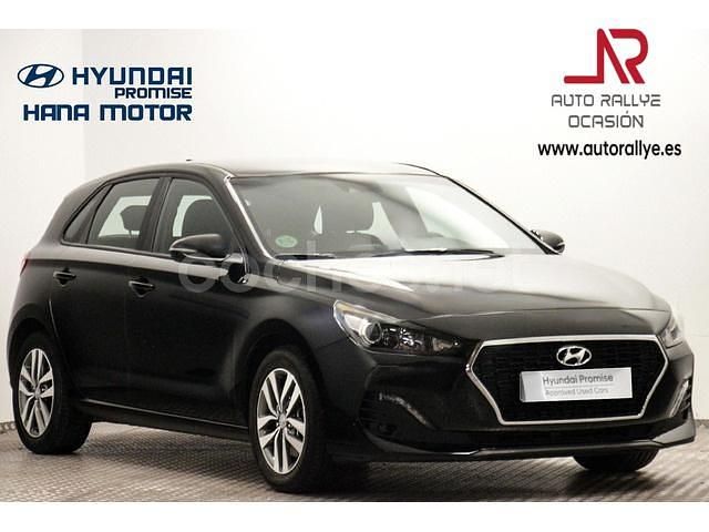 Negro Usado 2019 Hyundai i30 Berlina | 12.800 € (Precio justo) - Imagen 1/4