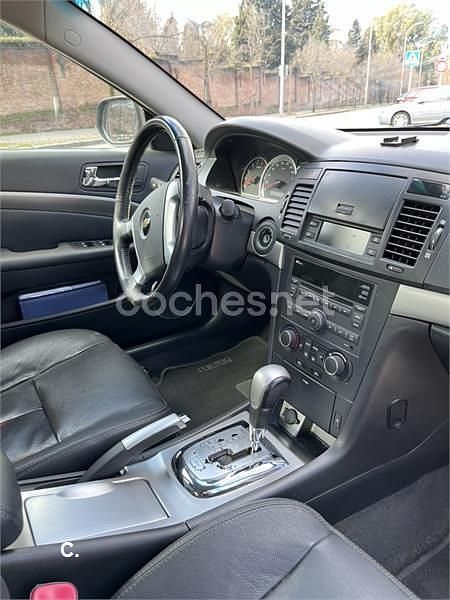 Usado Chevrolet Epica 150 CV (110 kW) 2010 Gris / plata Berlina