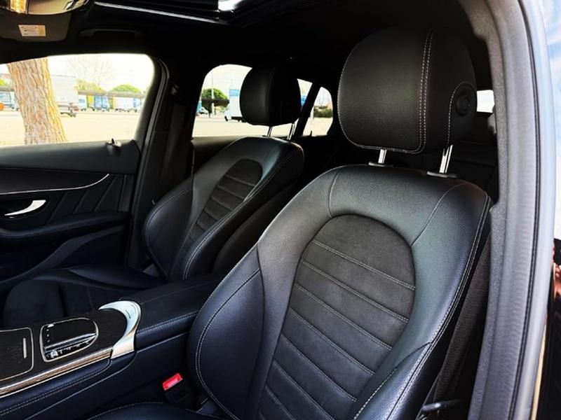 Usado Mercedes GLC300 245 CV (180 kW) 2021 Negro Coupe