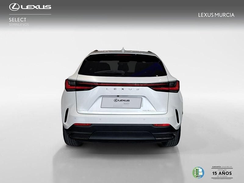 Usado Lexus NX350h Executive Line 197 CV (144 kW) 2022 Blanco SUV