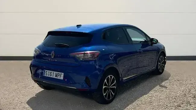 Usado Renault Clio Techno 90 CV (66 kW) 2024 Azul Utilitario