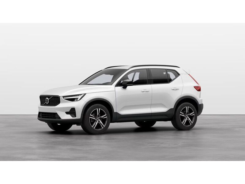 Usado Volvo XC40 Plus 163 CV (119 kW) 2024 Blanco SUV