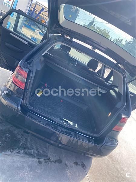 Negro Usado 2011 Mercedes B180 Sport Edition Monovolumen | 5000 € (Buen precio) - Imagen 1/2