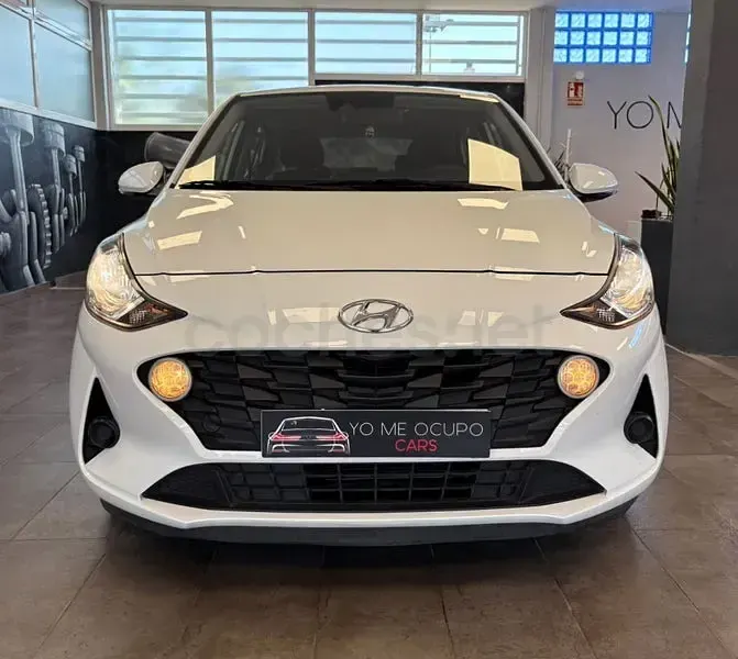 Usado Hyundai i10 67 CV (49 kW) 2022 Blanco Utilitario