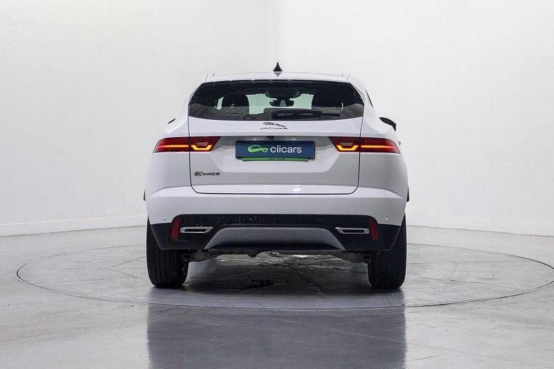 Usado Jaguar E-Pace R-Dynamic 200 CV (147 kW) 2021 Blanco SUV