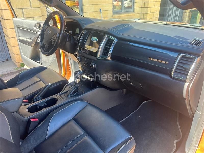 Usado Ford Ranger Wildtrack 213 CV (156 kW) 2020 Naranja Pickup/Camioneta
