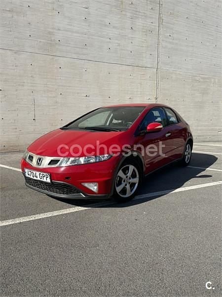Rojo Usado 2009 Honda Civic Sport Berlina | 6890 € (Buen precio) - Imagen 1/4