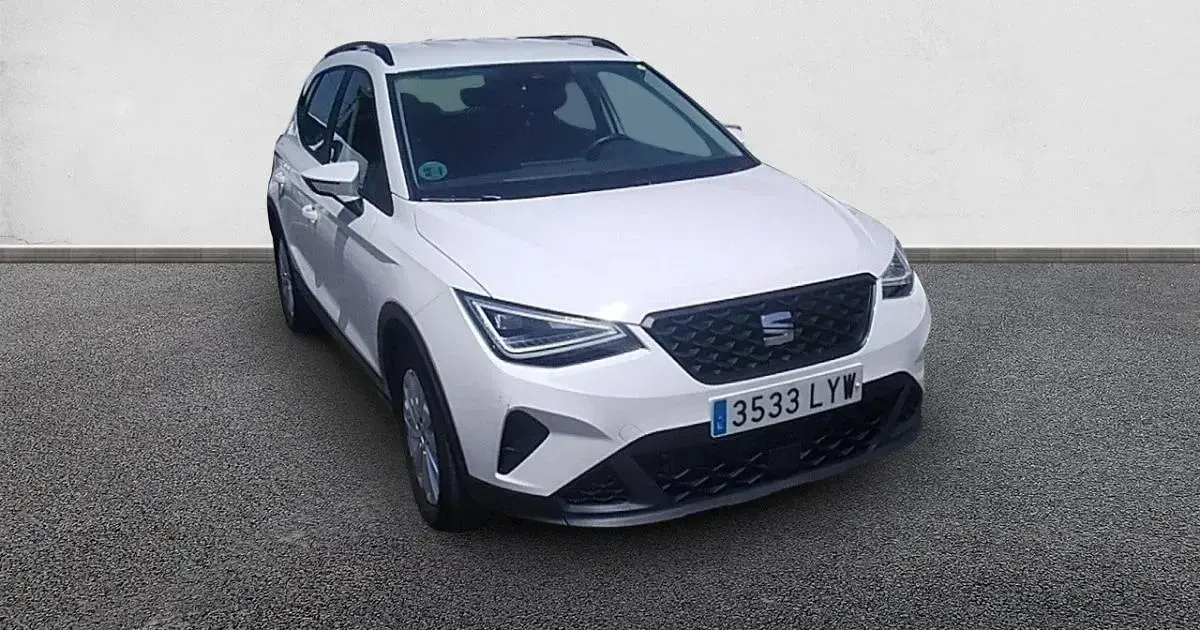 Usado Seat Arona Style Plus 110 CV (80 kW) 2022 SUV
