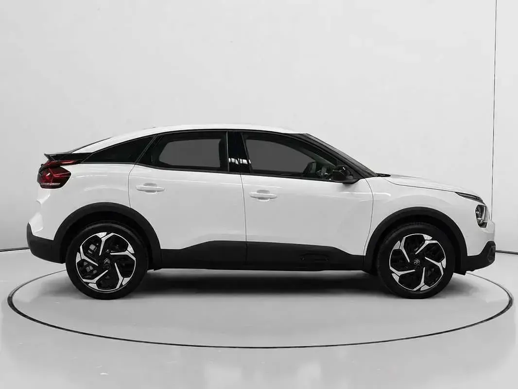 Usado Citroën C4 Feel 131 CV (96 kW) 2022 Blanco Utilitario