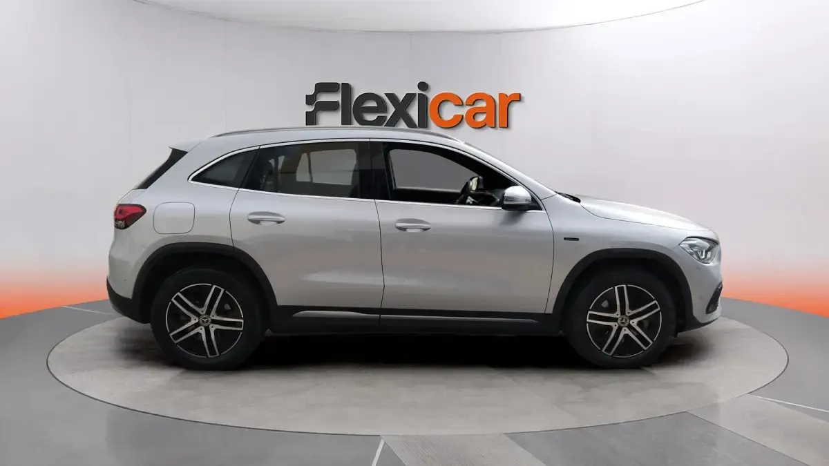 Usado Mercedes GLA250 218 CV (160 kW) 2020 Gris SUV