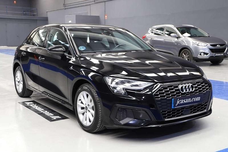 Usado Audi A3 Sportback 110 CV (80 kW) 2022 Negro Utilitario