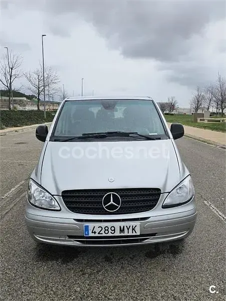 Usado Mercedes Viano 150 CV (110 kW) 2006 Gris / plata Monovolumen