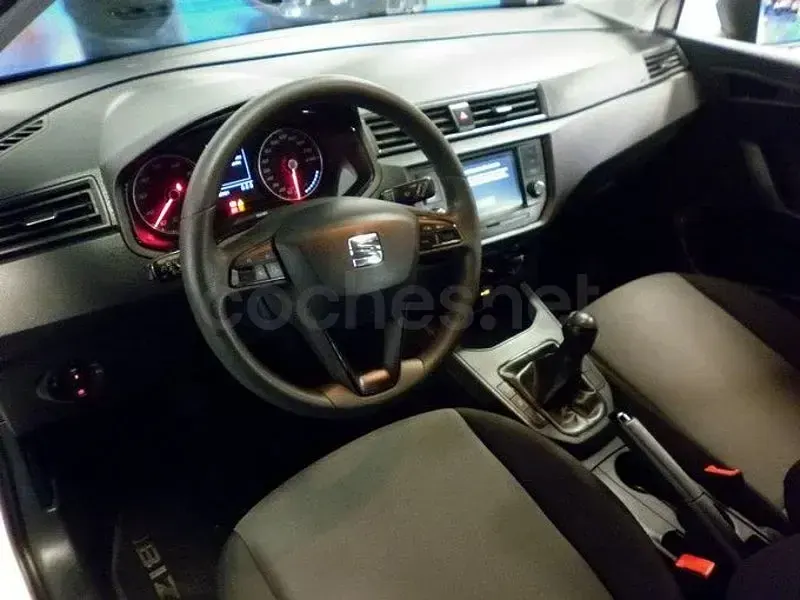 Usado Seat Ibiza Reference 90 CV (66 kW) 2021 Blanco Utilitario