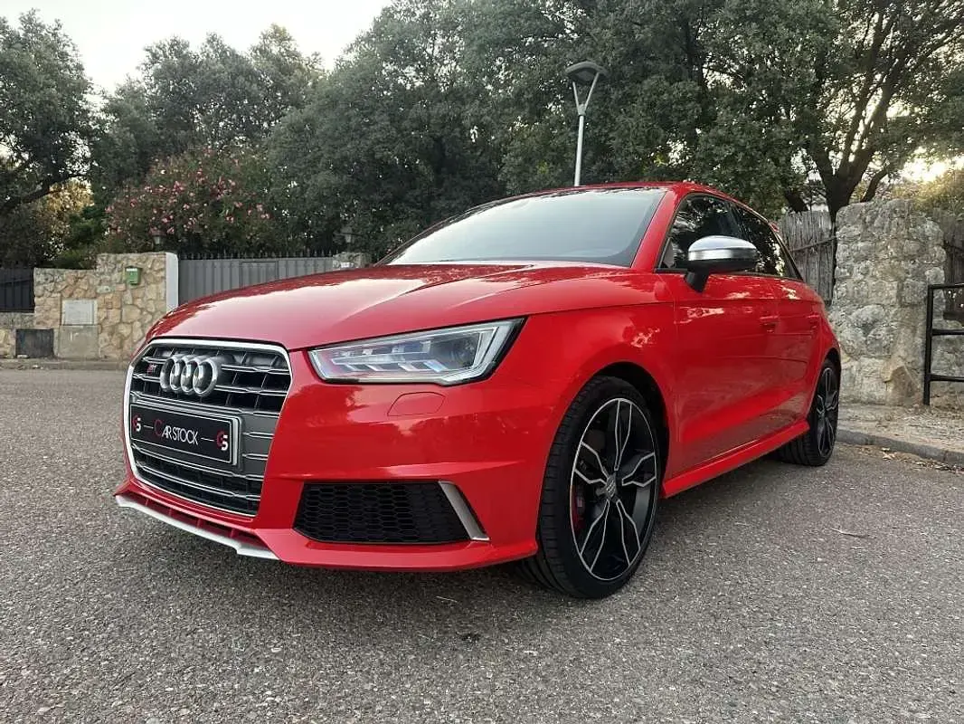 Usado Audi S1 Sportback S-Line 231 CV (169 kW) 2018 Rojo Utilitario