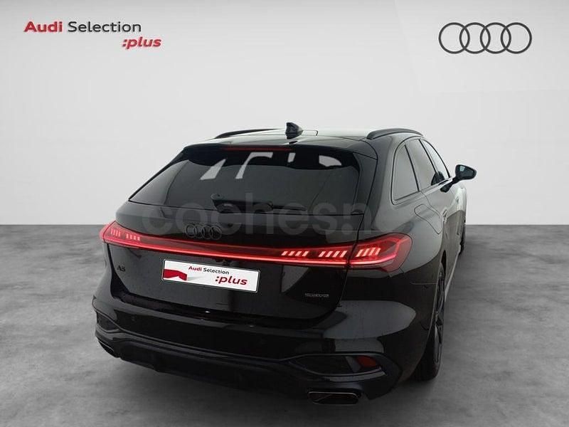 Usado Audi A5 Ambiente 299 CV (219 kW) 2025 Negro Familiar