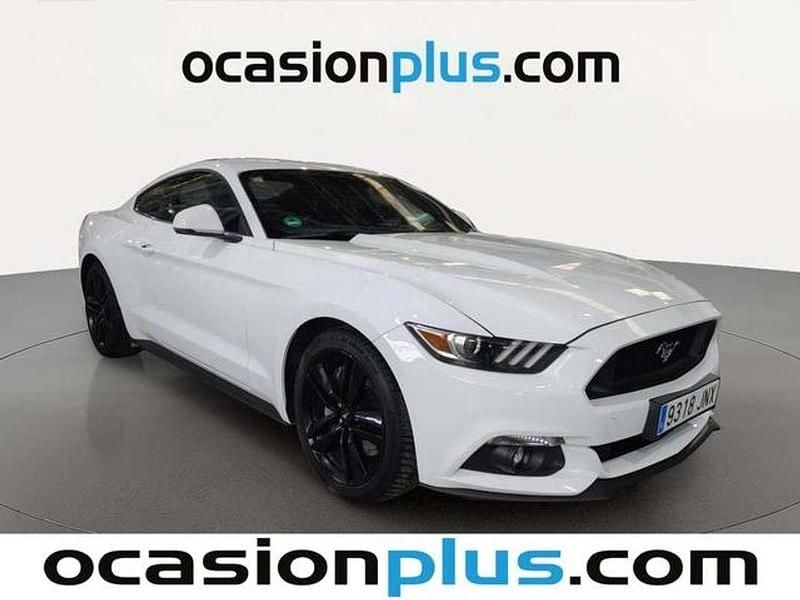 Usado Ford Mustang Fastback 314 CV (230 kW) 2016 Blanco Coupe