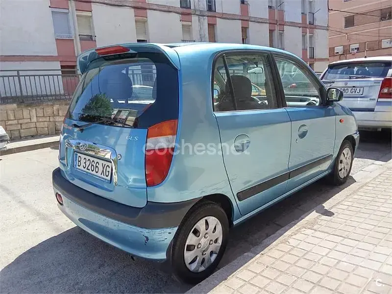 Usado Hyundai Atos GLS 55 CV (40 kW) 2002 Azul Utilitario
