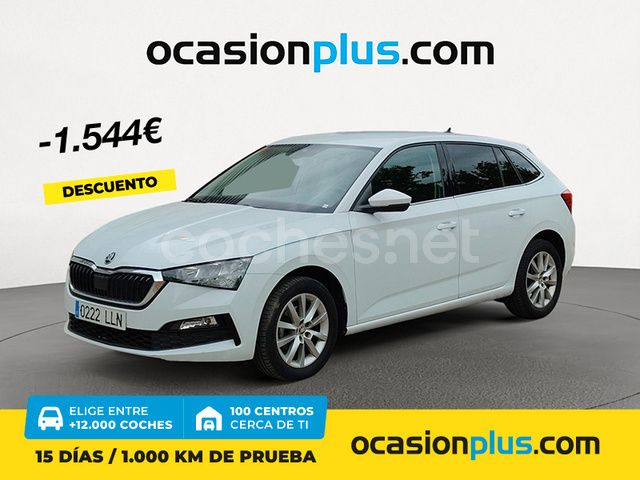 Blanco Usado 2020 Skoda Scala Ambition Utilitario | 16.690 € (Un poco caro) - Imagen 1/4