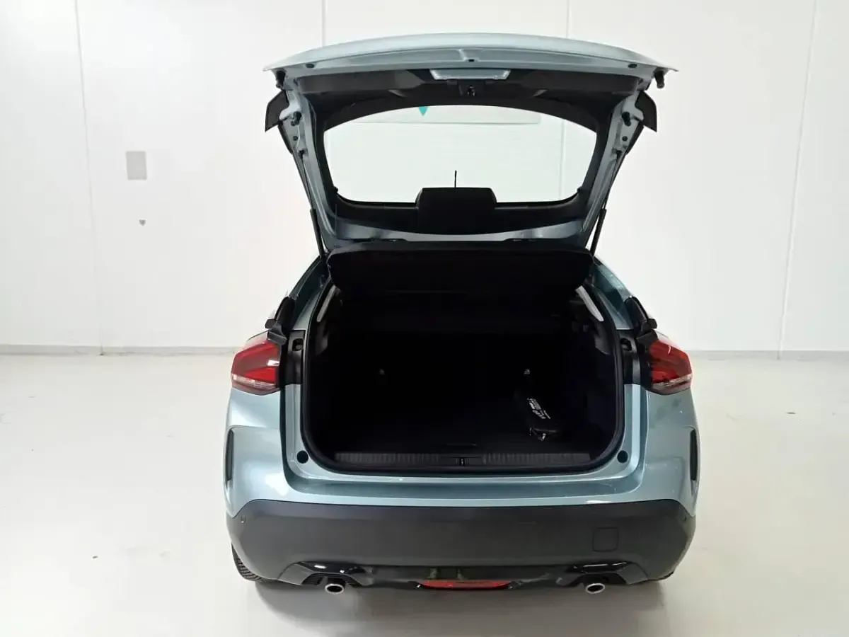 Usado Citroën C4 Feel 130 CV (95 kW) 2021 Azul Berlina