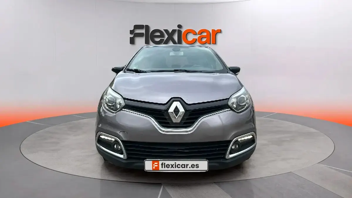Usado Renault Captur Version S 120 CV (88 kW) 2017 Gris SUV