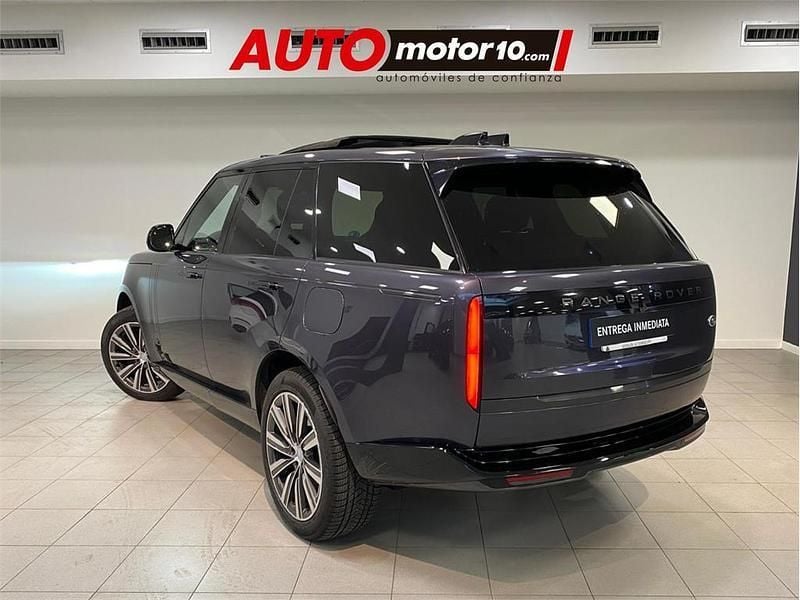 Usado Land Rover Range Rover Autobiography 510 CV (375 kW) 2023 Amethyst grey purple SUV