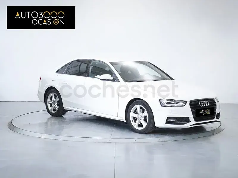 Usado Audi A4 S-Line 190 CV (139 kW) 2014 Blanco Berlina