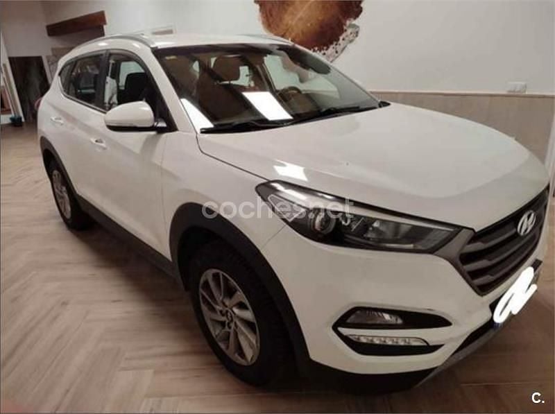 Blanco Usado 2017 Hyundai Tucson SUV | 15.000 € (Buen precio) - Imagen 1/4