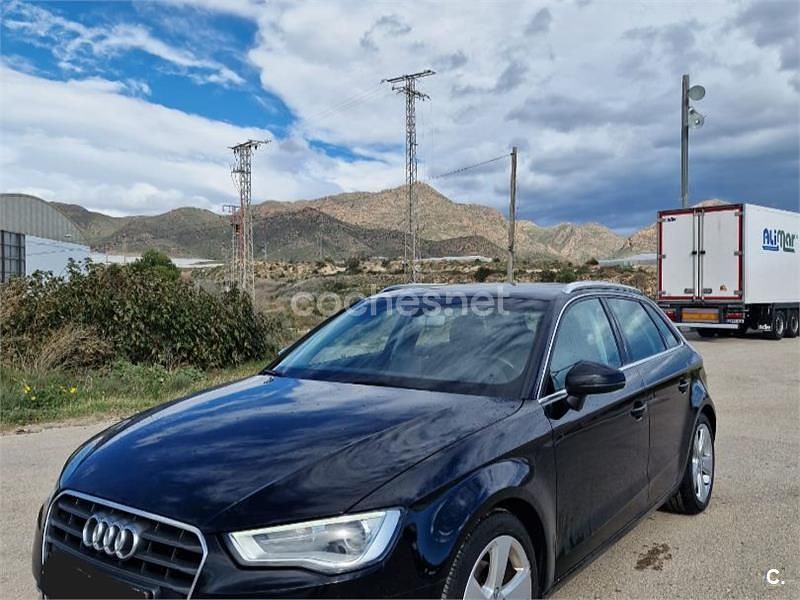 Usado Audi A3 150 CV (110 kW) 2016 Negro Berlina