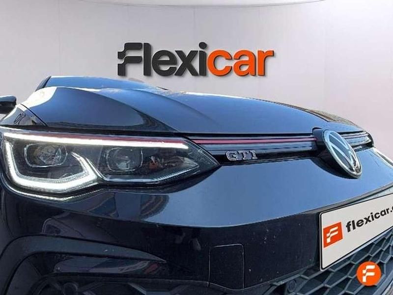 Usado VW Golf VIII GTI 245 CV (180 kW) 2021 Negro Utilitario