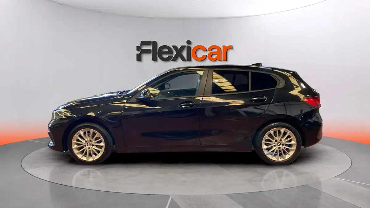 Usado BMW 118 140 CV (102 kW) 2020 Negro Utilitario