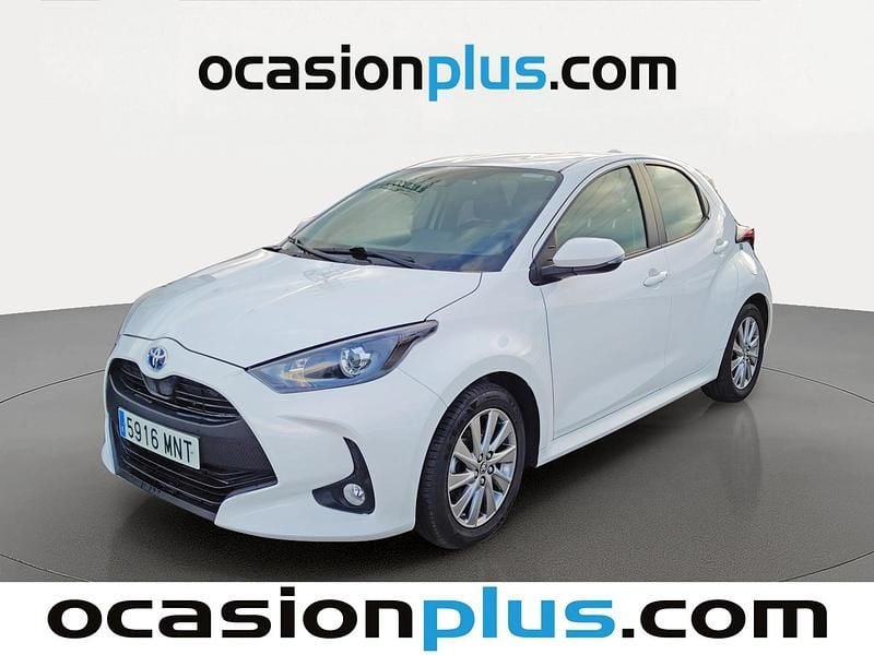 Blanco Usado 2024 Toyota Yaris Hybrid Active Utilitario | 17.719 € (Buen precio) - Imagen 1/4
