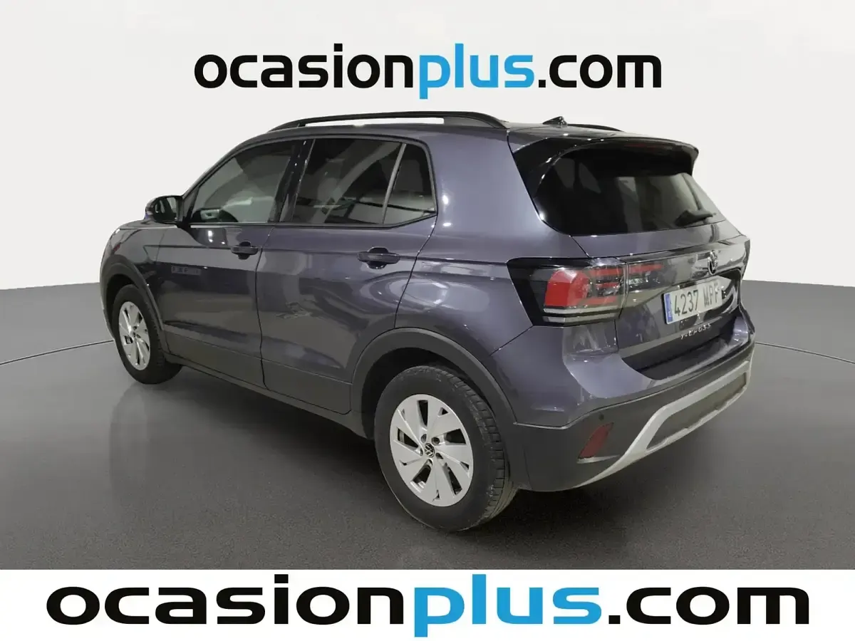 Usado VW T-Cross Life 116 CV (85 kW) 2024 Gris / plata SUV