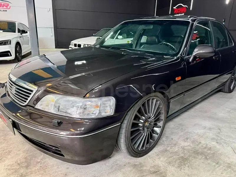 Usado Honda Legend 205 CV (150 kW) 1997 Negro Berlina
