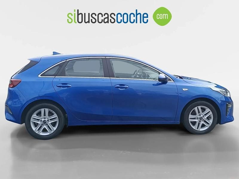 Usado Kia Ceed 120 CV (88 kW) 2021 Azul Utilitario