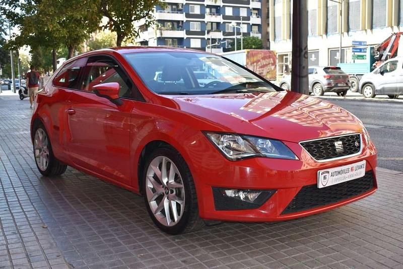 Usado Seat Leon SC FR 150 CV (110 kW) 2014 Rojo Utilitario