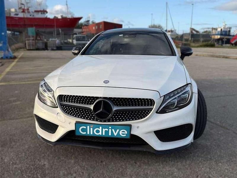 Usado Mercedes C250 AMG line 204 CV (150 kW) 2016 Blanco Coupe