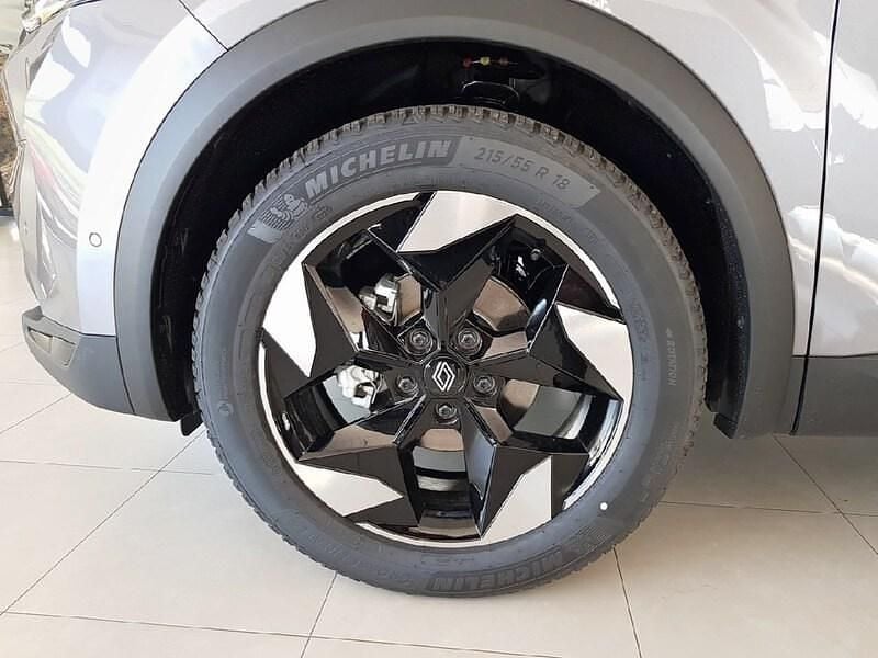 Usado Renault Captur Techno 90 CV (66 kW) 2026 Gris SUV