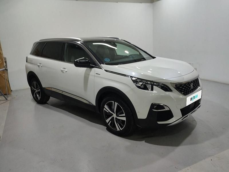 Usado Peugeot 5008 GT-line 131 CV (96 kW) 2020 Blanco SUV