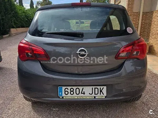 Usado Opel Corsa Selective 90 CV (66 kW) 2015 Gris / plata Utilitario